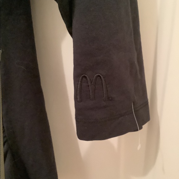McDonald’s dri-fit blouse for medium - Picture 3 of 4